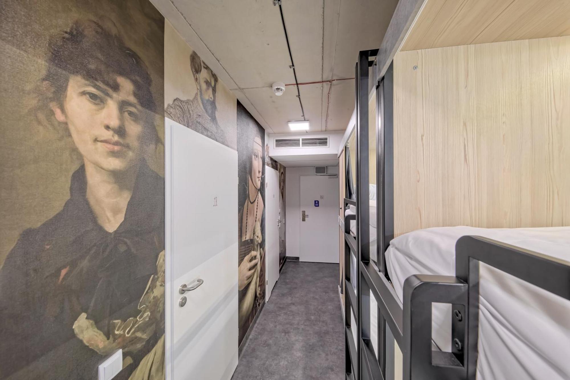 Easy One Premium Art Aparthotel Krakow Ngoại thất bức ảnh