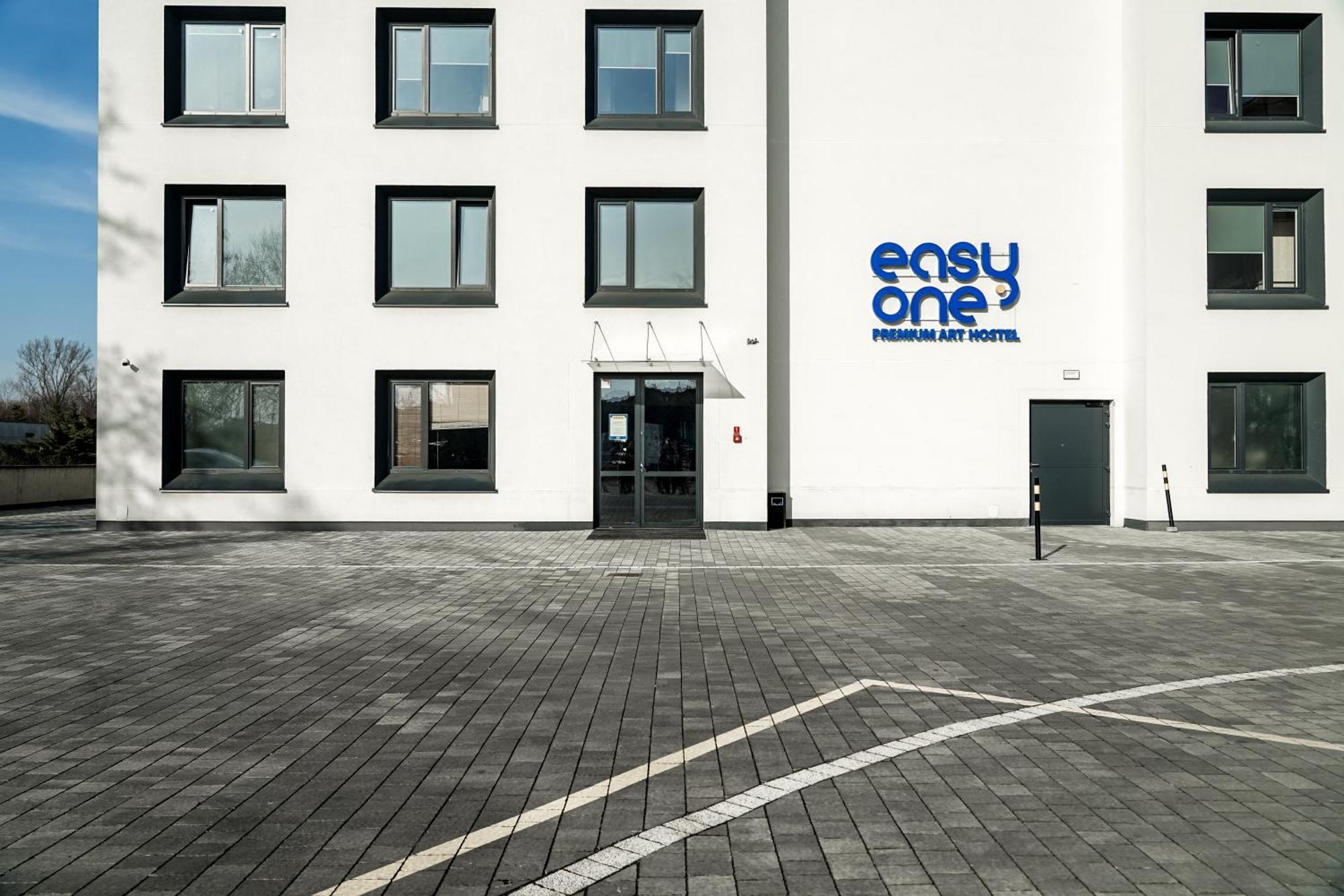 Easy One Premium Art Aparthotel Krakow Ngoại thất bức ảnh