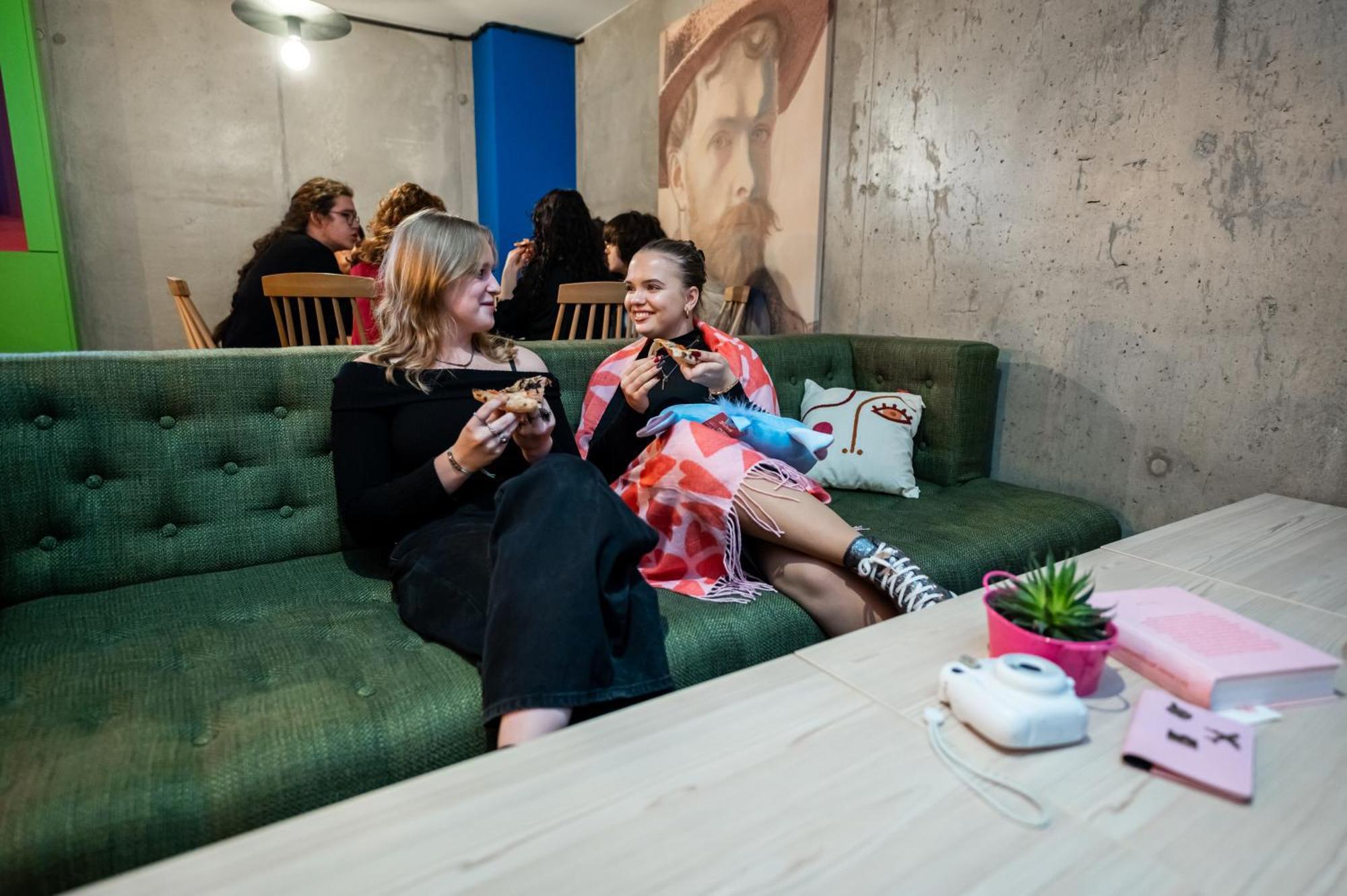 Easy One Premium Art Aparthotel Krakow Ngoại thất bức ảnh